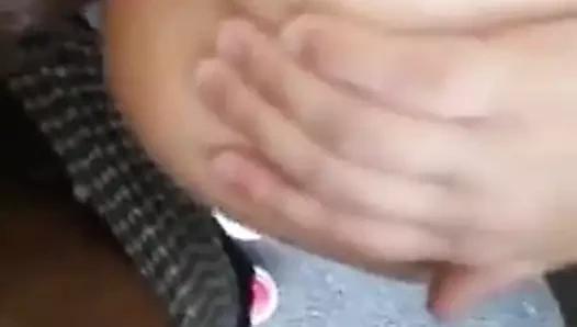 İş binasının arkasında