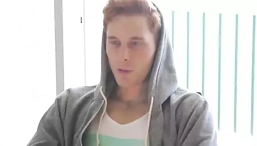 Yeni kızıl saçlı sporcu Mitchell Wright mastürbasyon yapıyor