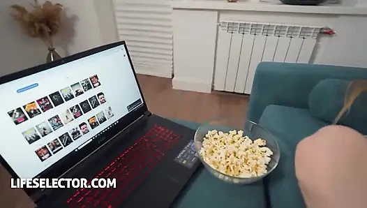 Dolly Rad'in bütün gün doyumsuz yarak iştahı