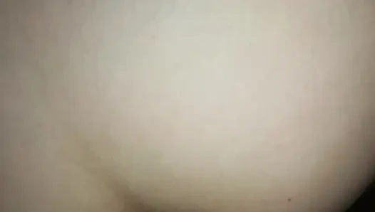 Sonunda içine boşaldım ve ne olduğunu gördüm