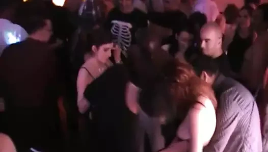 Bölüm 24 kameralı özel parti ! les bulles