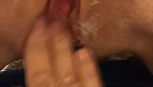 benim büyük ıslak şaşkın KEDİ