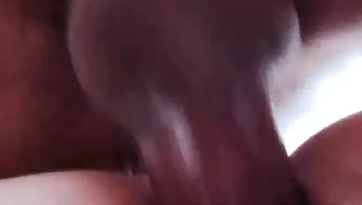 Aldatan evli kadın, döllenmeyle biten ırklararası seks - yakın çekim