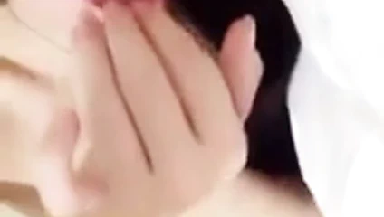 Asya oynama ona çok ıslak kedi