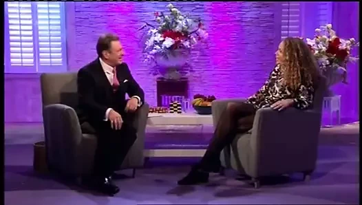 Angela griffin siyah tayt