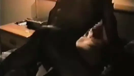 Aldatılan arşiv korkak izlerken bbc bull sondaj onun karısı