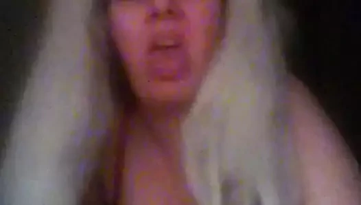 Ateşli bebeğim ben yeni sanatçı a yung rani için bikini dansı yapıyorum