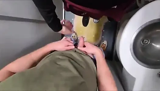 Halka açık sikiş treni