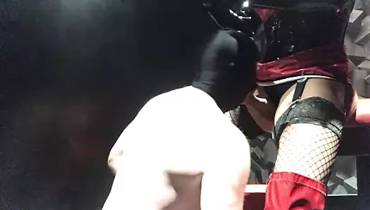 Crossdresser sacha choking ona adam üzerinde ona horoz