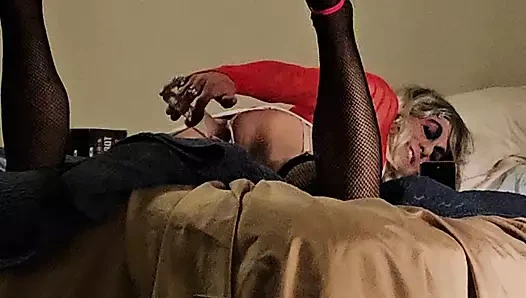 Kadın kılıklı kadın kocası 2. tur dondurulmuş cam dildo