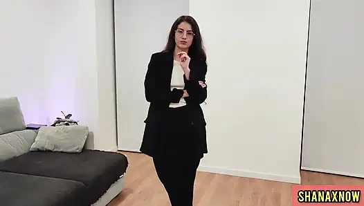 Çılgın vücut ağzına boşalmaya dönüşüyor çiş