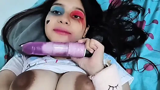 Sabah pornosu izlemek tatlı bir orgazmla sona erdi