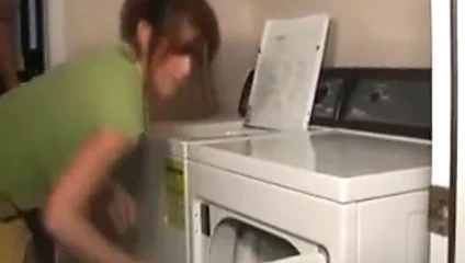 eşime çamaşır makinesinde vurdum