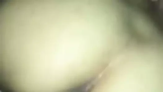 Latina baddie arkadan kelepçeli alır