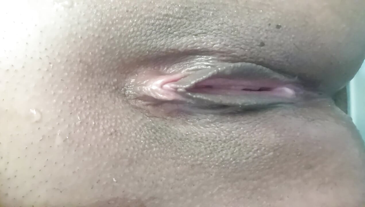 How a Petite Vagina Get Self Satisfaction.