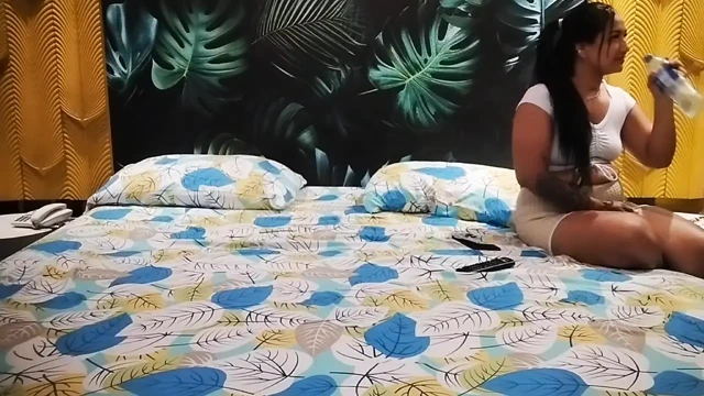 Arkadaşım ve ben tatile çıktık