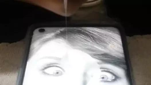 Bryce dallas howard - boşalmak haraç #1