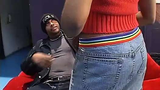 Hepsini al! Orospu! - Bölüm 1