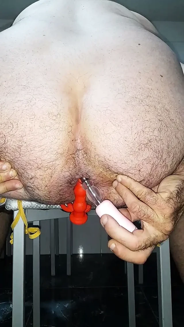 Çift penetrasyon plug ve dildo ekstra uzun titreşimle götümün tamamını doldurup içinde kaybetme yakın çekim