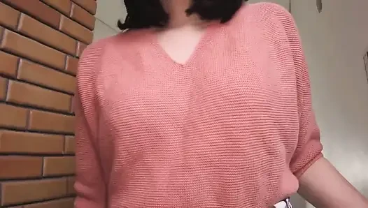 Erika Shiomi Kamerayla Edepsizce Konuşurken Sonsuz Orgazm Yaşıyor