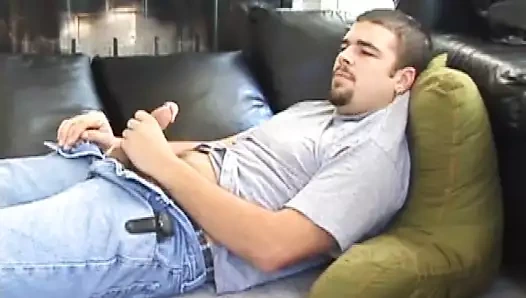 Tony çekiç etini yener