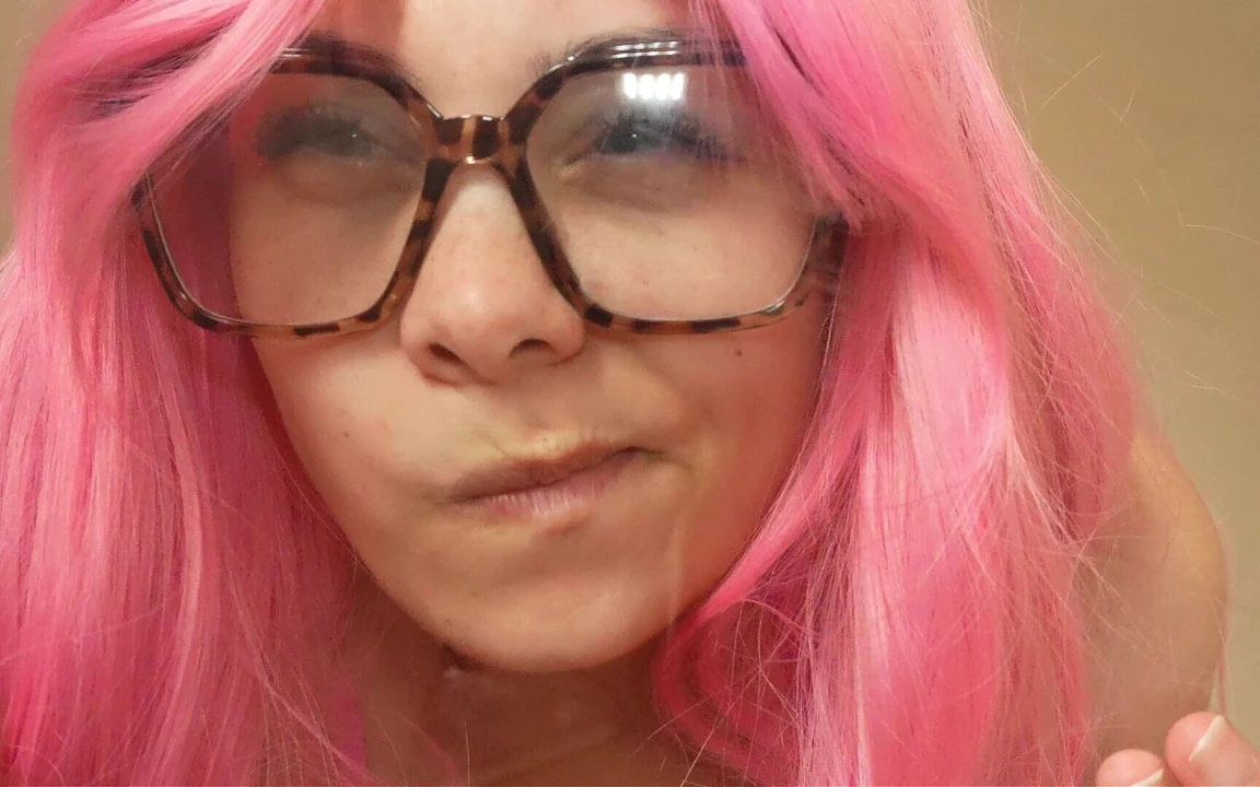 Seni aşağılıyorum çünkü sikin