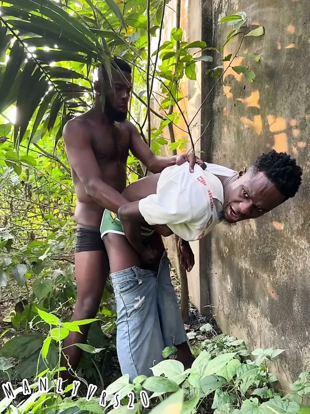 Mah Coochie'ye takıntılı adam, başka bir toplantı için geri aramak zorunda kaldı