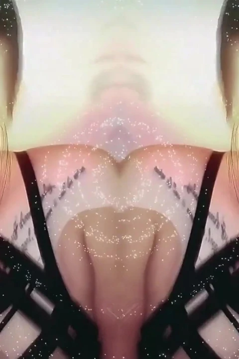 Büyüleyici asmr ve göz teması! Dudaklarım aklının içine girecek ve senden her şeyi alacak