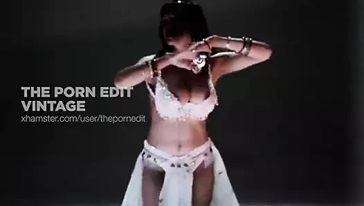 Çok küçük Mısır değil - vintage büyük göğüsler dansöz