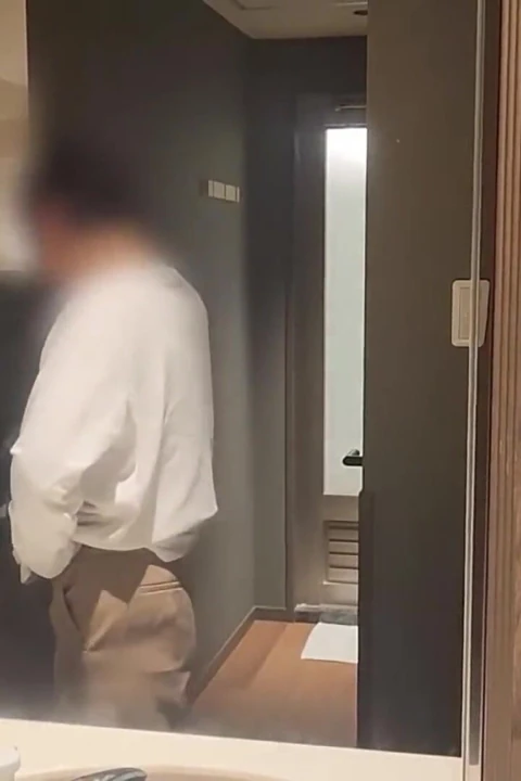 Uzun yıllar sonra tutku geri dönüyor ve f cup evli kadın serbest bırakılmasını buluyor