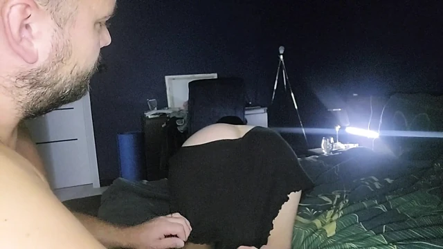 Delik yalama + vibratör + seks + boşalma