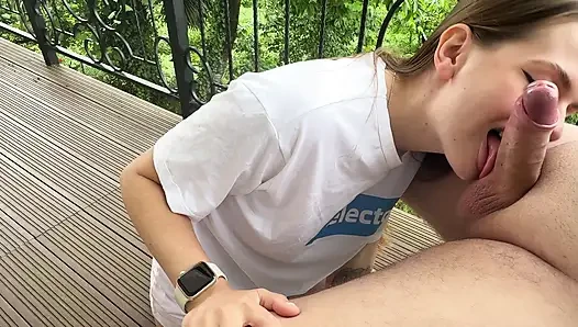 Yoga yapmak istedim ama yarağın üstüne atladım