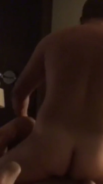 Hotel FFM Coworker | Clip 1