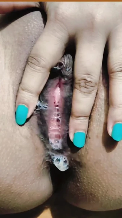 Ютюбер Прия Sharma 04