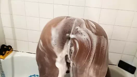 Teksas'taki bir adam - açı #2 kalın abanoz milf çıplak solo duş