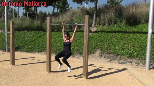 Bir Halk Parkında Ateşli Bir Latina ile Sikişmek