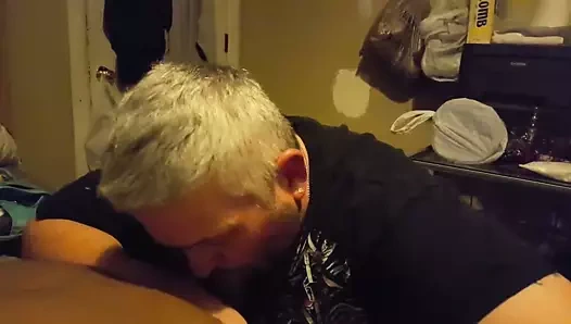 Baba zenci yarağını emiyor