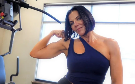 Fitness piliç esneme! Özel Klip