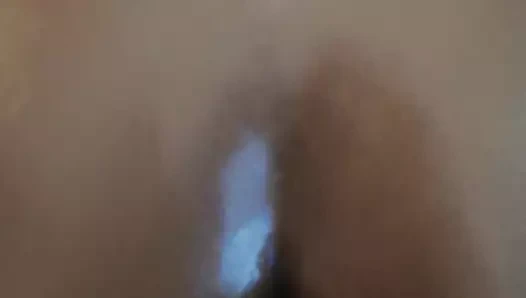 Yağlanmış büyük göt sikiliyor