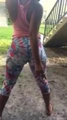 Twerking kabarcık popo pyt