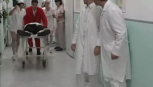 Sadece çamur torbası alması gerekiyordu ve sperm kavgasına dönüştü