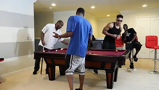 Christie Wett hava geçirmez grup seks