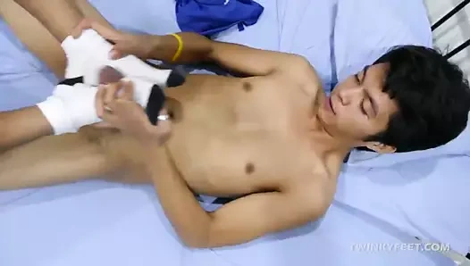 Twinks russel ve george ayak fetiş sikme