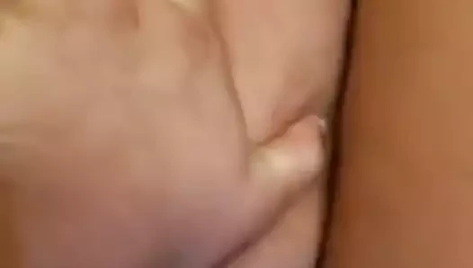 Bbw küvet pembe külot ile bazı güzel takırtılar işemek