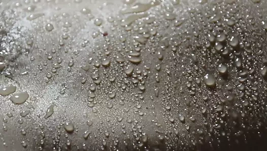 Su - erotik vücut 2