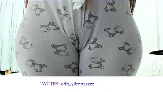 CAMELTOE- MASTURBATION IN PAJAMAS- TURKISH MILF- TURKISH PORN