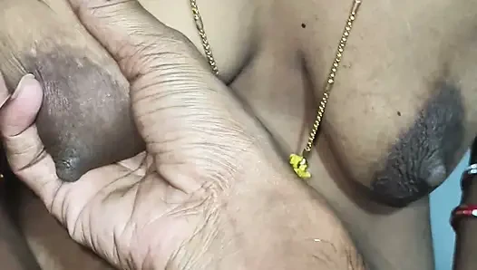 Üvey erkek kardeş üvey kız kardeş sert sikişiyor