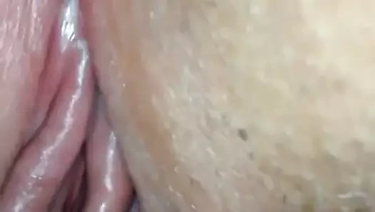 Jugando con mi dildo