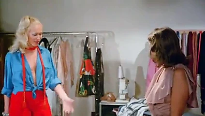 Şifonyerin soyunması