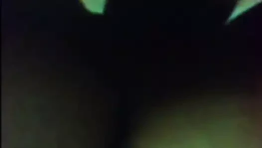 Büyükanne ve büyük göğüsleri! amatör!